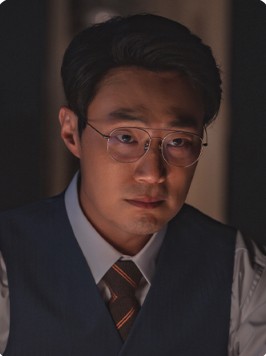 チャ・シヨン　キャスト：イ・ヒジュン